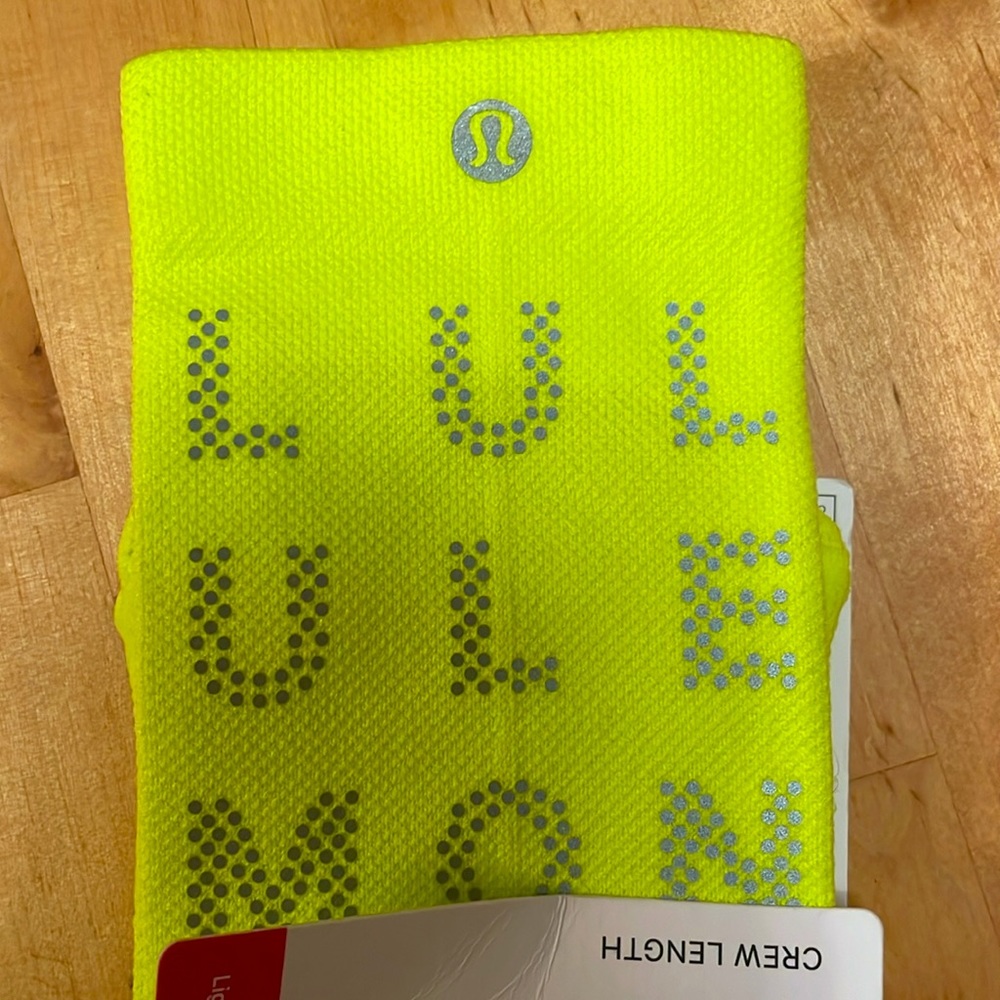 NWT Lululemon Power Stride crew length light cushion sock - training/running